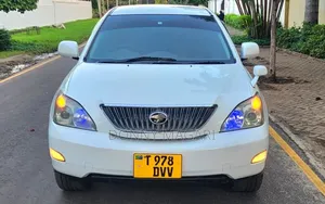 Toyota Harrier 2006 White