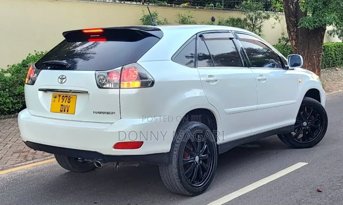 Toyota Harrier 2006 White