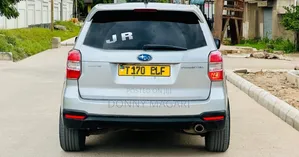 Subaru Forester 2011 Silver