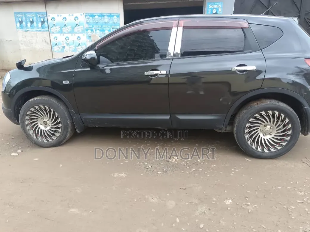 Nissan Dualis 2008 Black