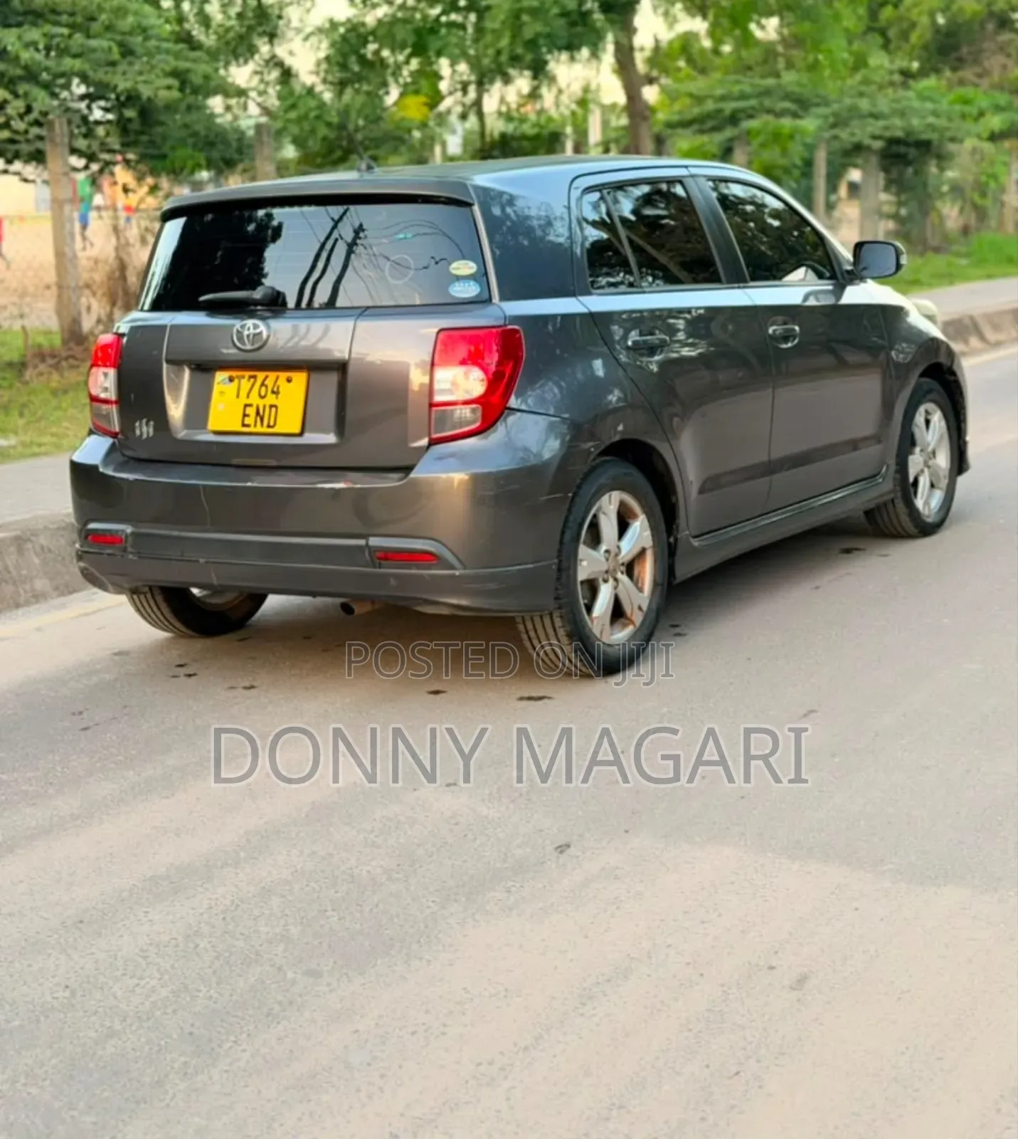 Toyota IST 2015 Gray