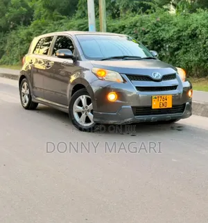 Toyota IST 2015 Gray