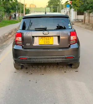 Toyota IST 2015 Gray