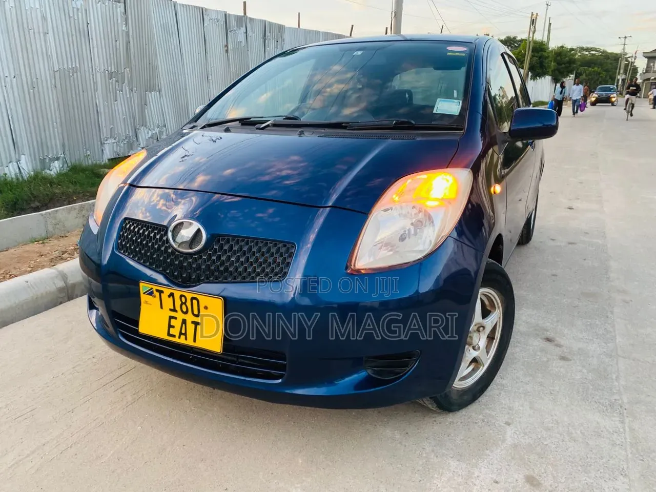 Toyota Vitz 2006 Blue
