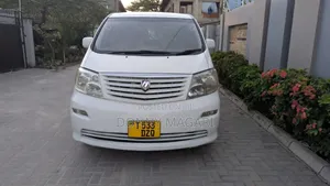 Toyota Alphard 2004 White