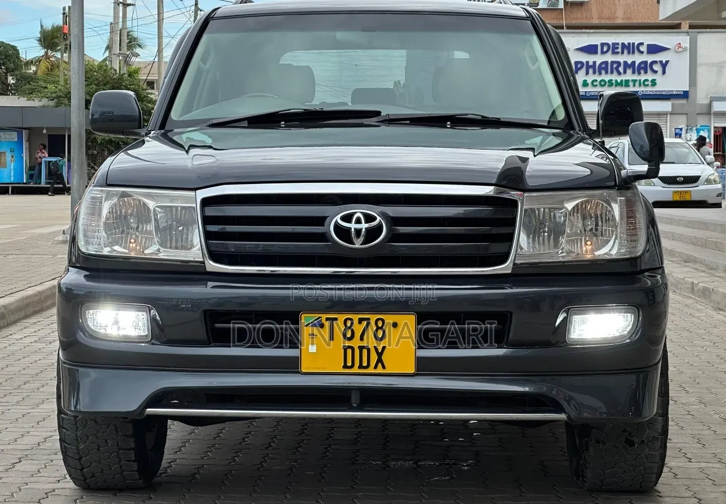 Toyota Land Cruiser 2005 Black