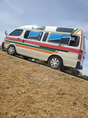 Toyota HiAce 1996 White