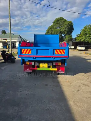 Mitsubishi Canter 1999 Blue