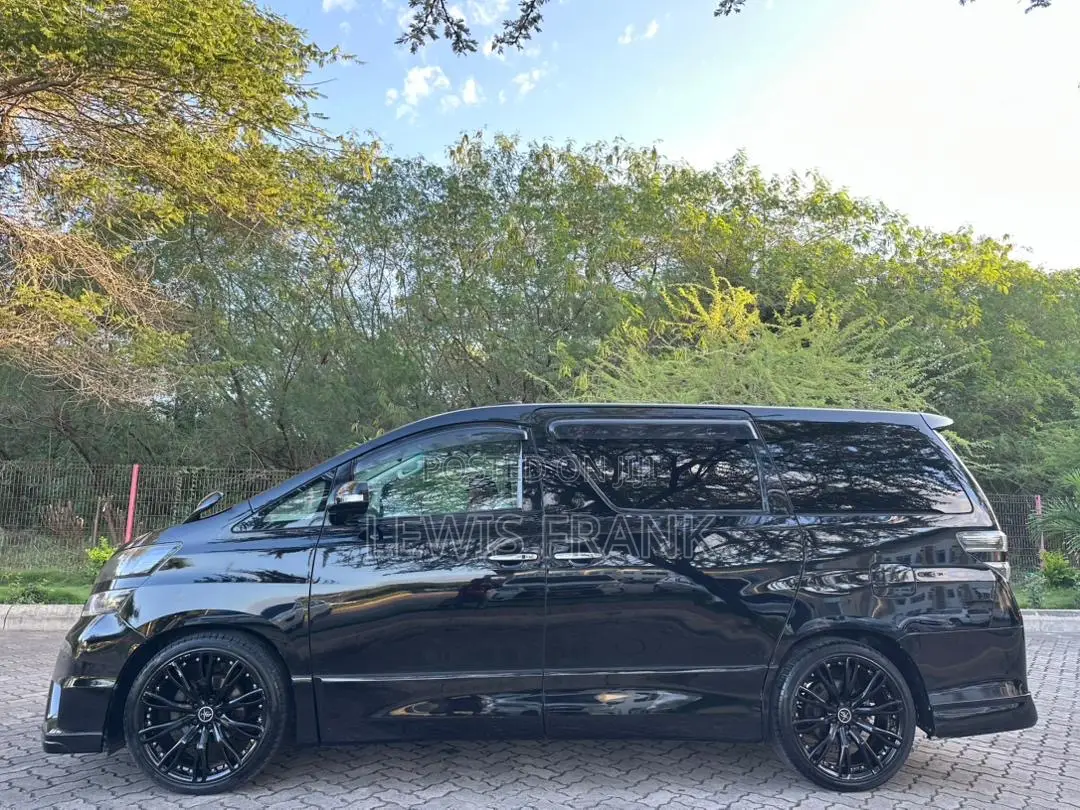 Toyota Alphard 2009 Black