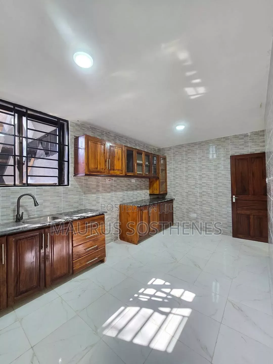 7bdrm House in Masaki for rent