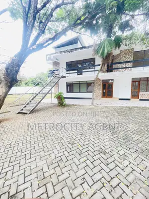 8bdrm House in Standalone, Masaki for rent