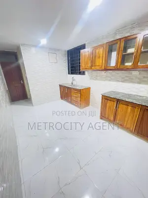 7bdrm House in Stand Alone, Masaki for rent