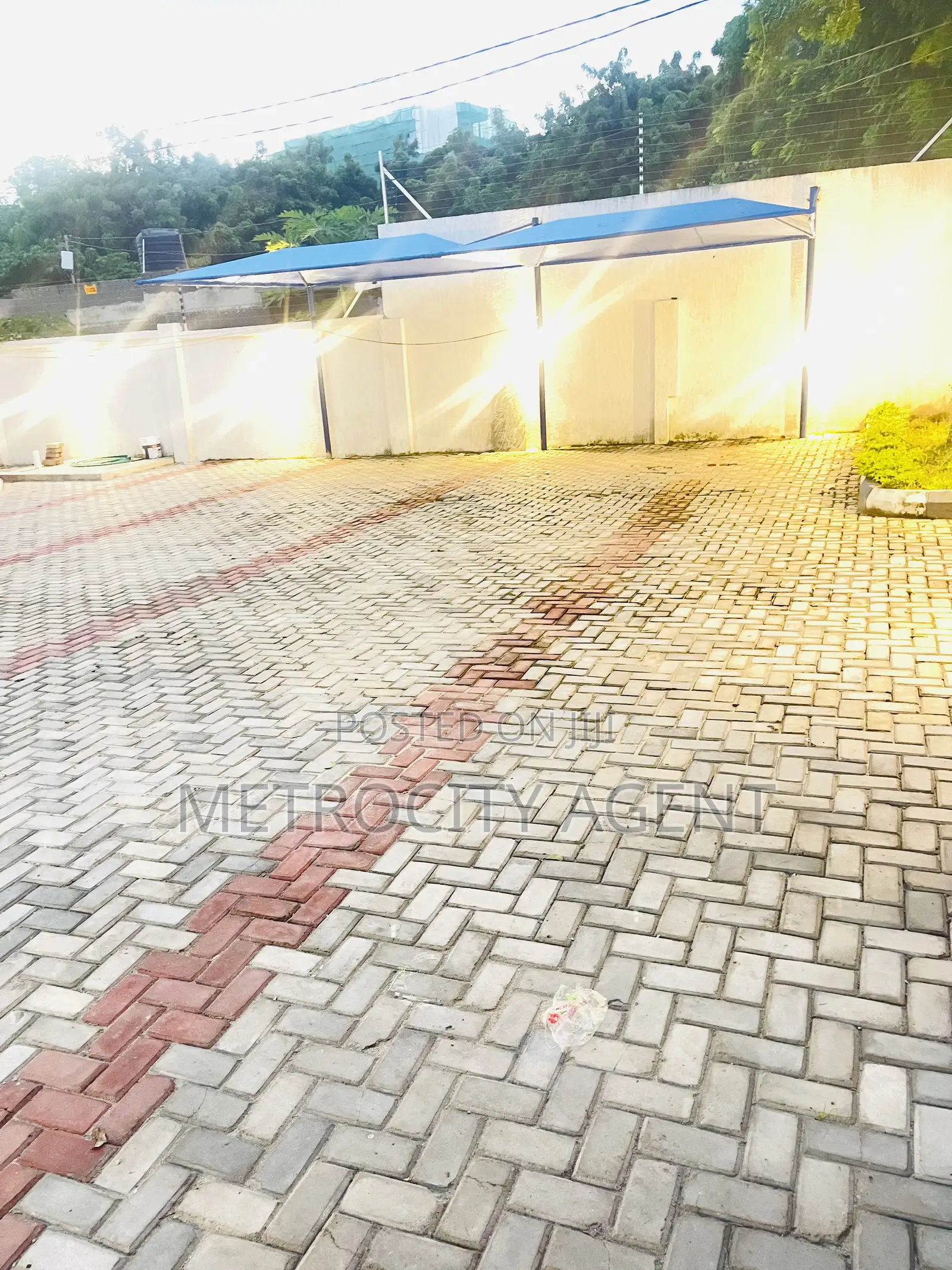 7bdrm House in Stand Alone, Masaki for rent