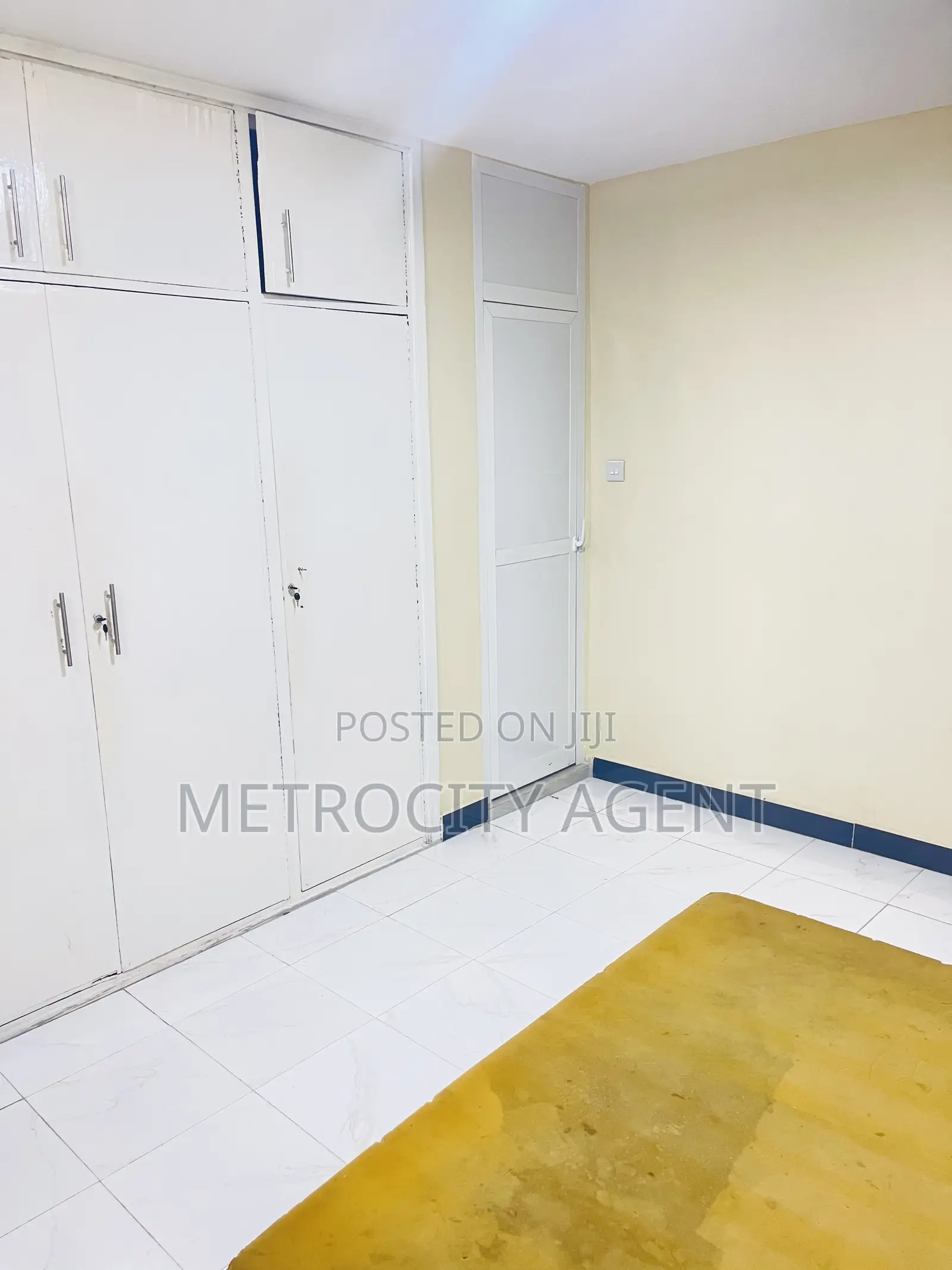7bdrm House in Stand Alone, Masaki for rent