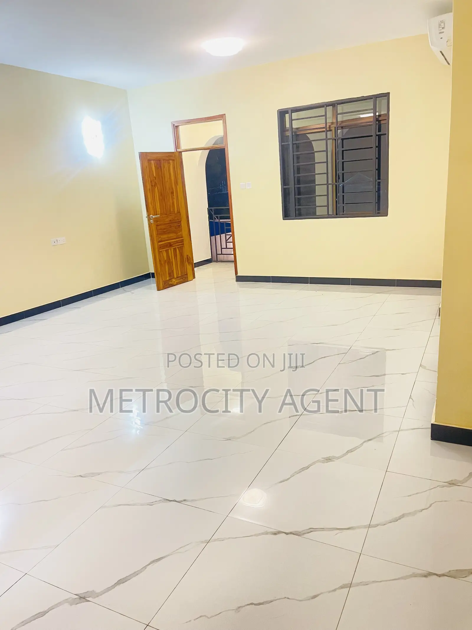 7bdrm House in Stand Alone, Masaki for rent