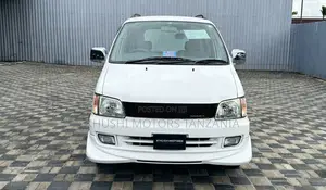 Toyota TownAce Noah 1998 White