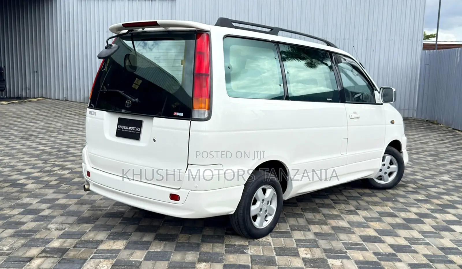 Toyota TownAce Noah 1998 White