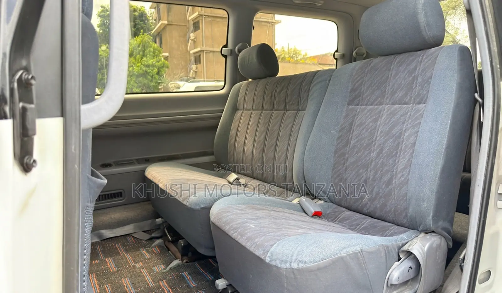 Toyota TownAce Noah 1998 White