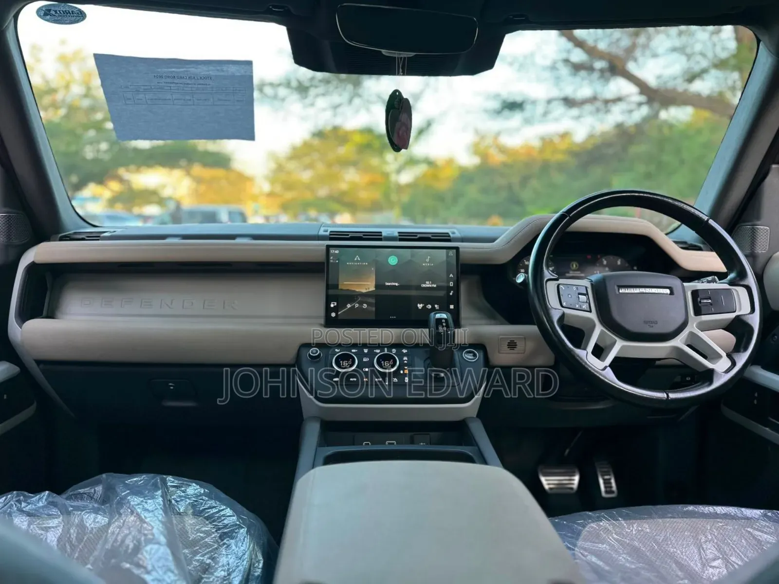 Land Rover Defender 2023 Black