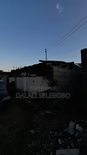 6bdrm Bungalow in Mikocheni B for sale