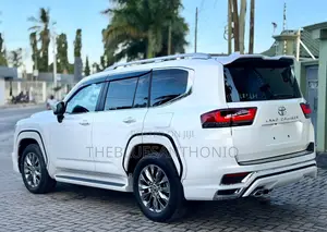 New Toyota Land Cruiser 2025 White