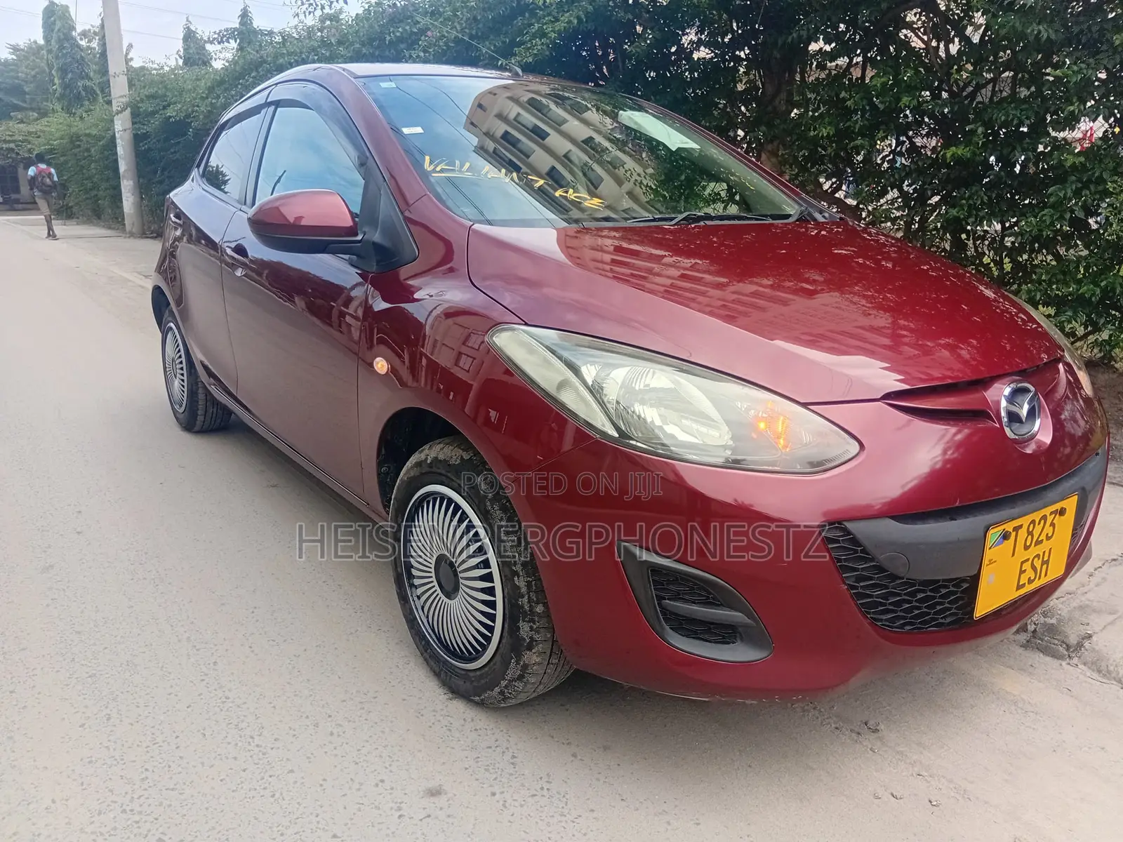Mazda Demio 2012 Maroon