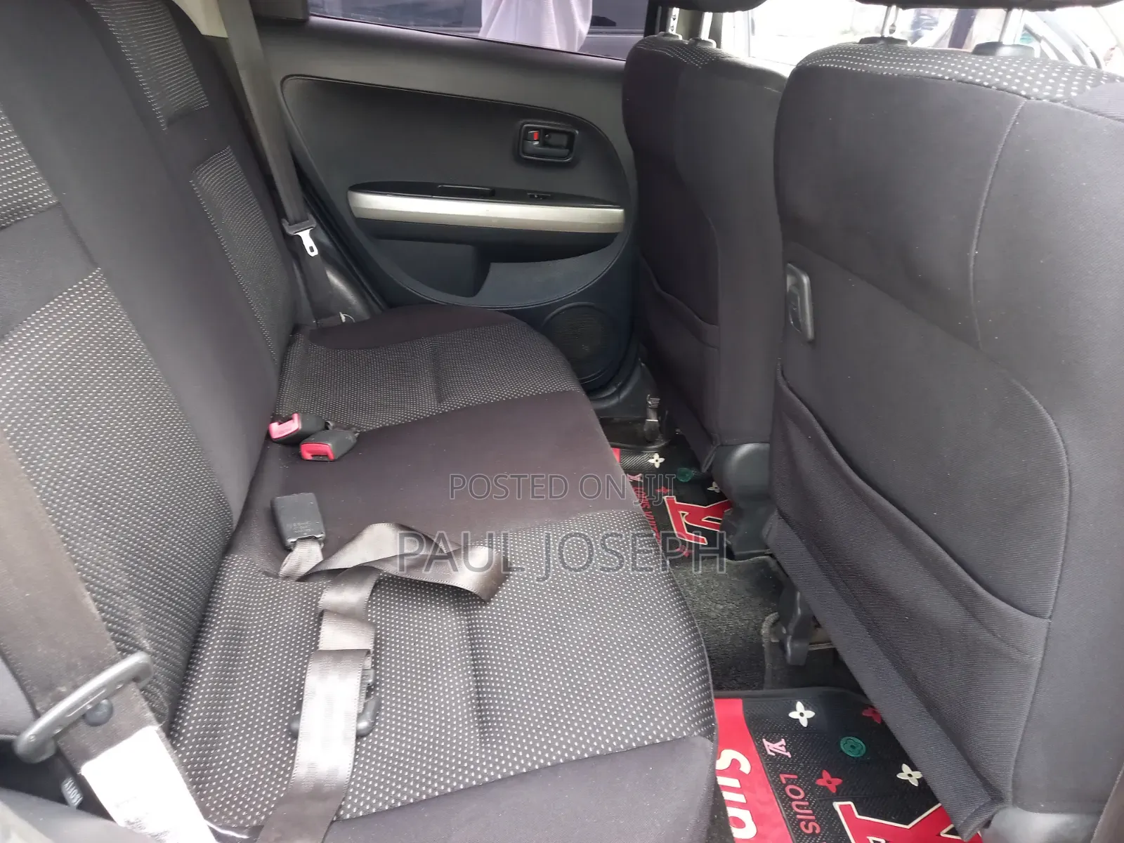 Toyota IST 2004 Silver