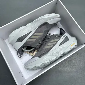 Terrex Continantal Sneakers