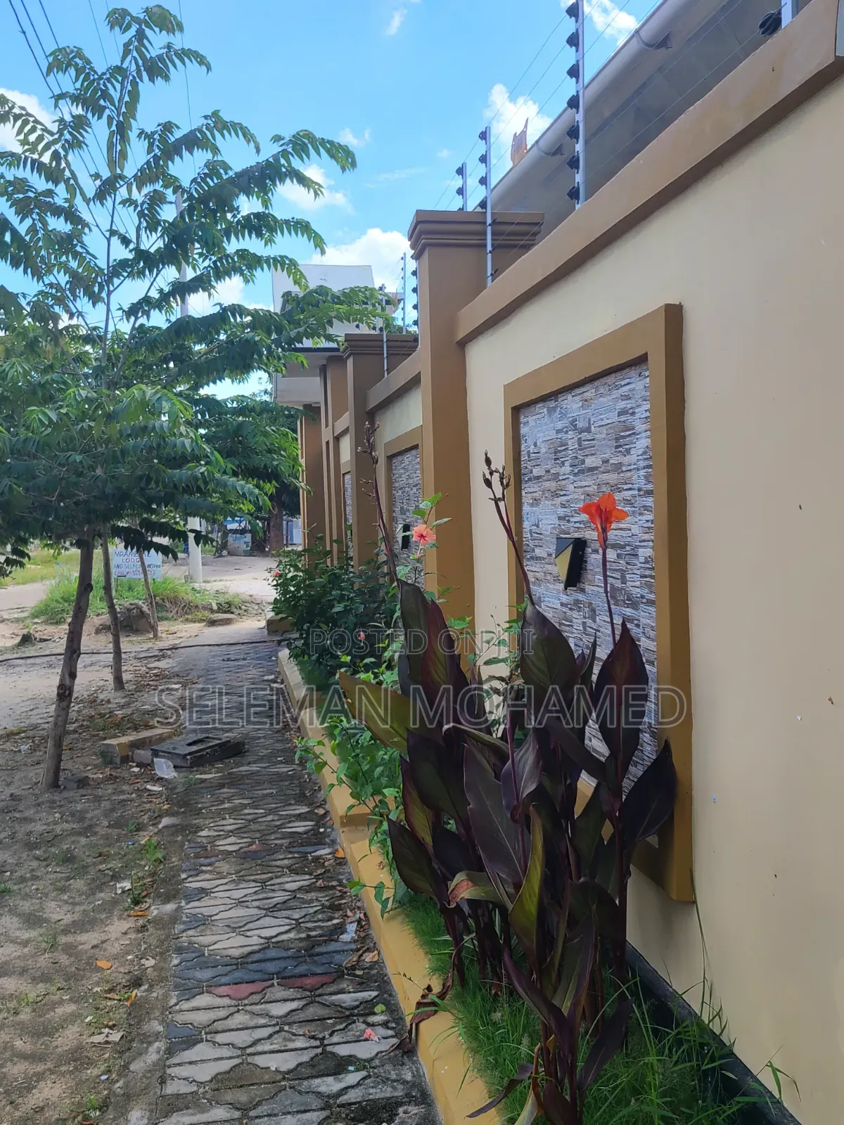 Furnished 4bdrm House in Biriani Real Estate, Chamazi for sale