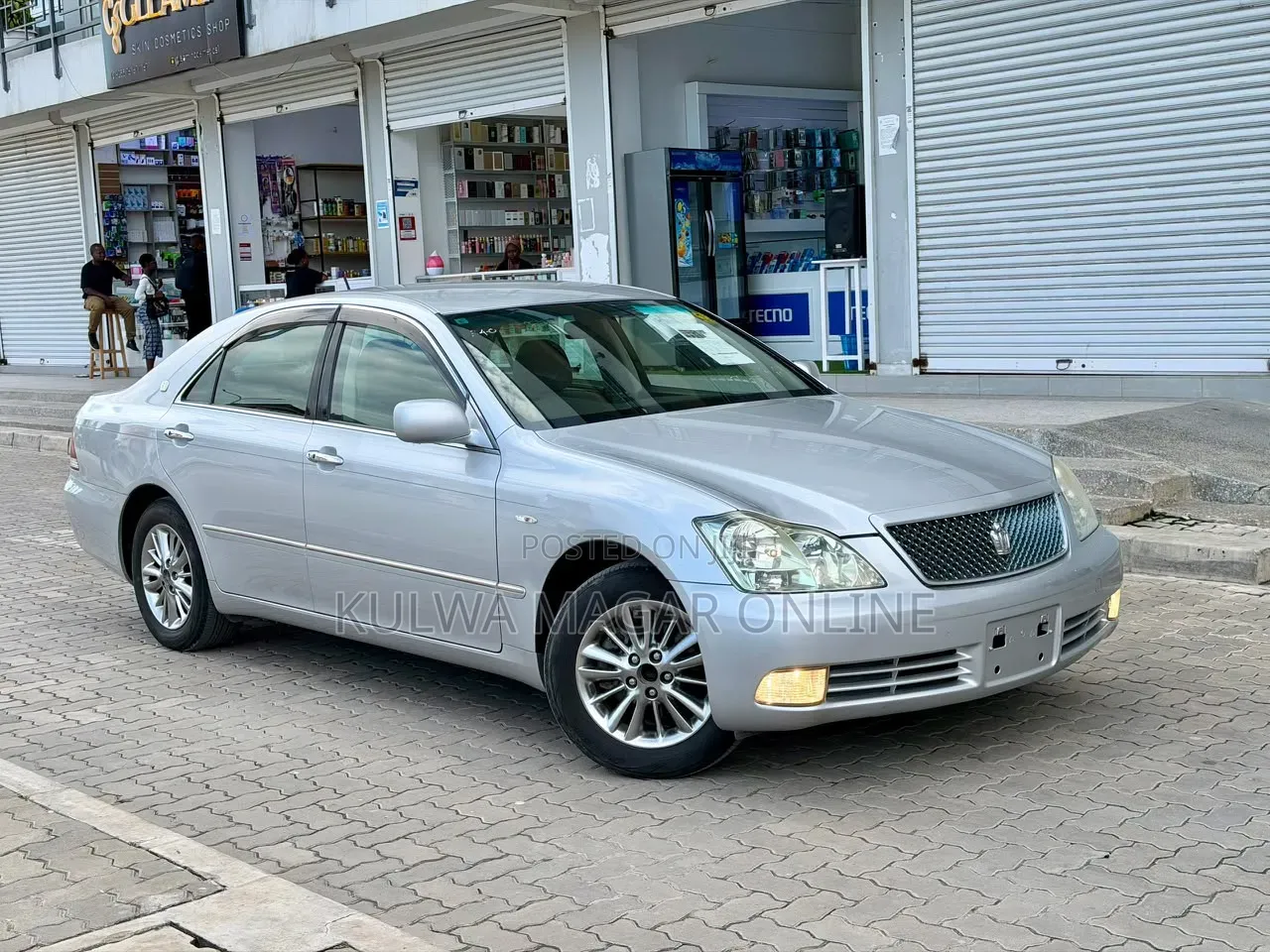 Toyota Crown 2004 Silver