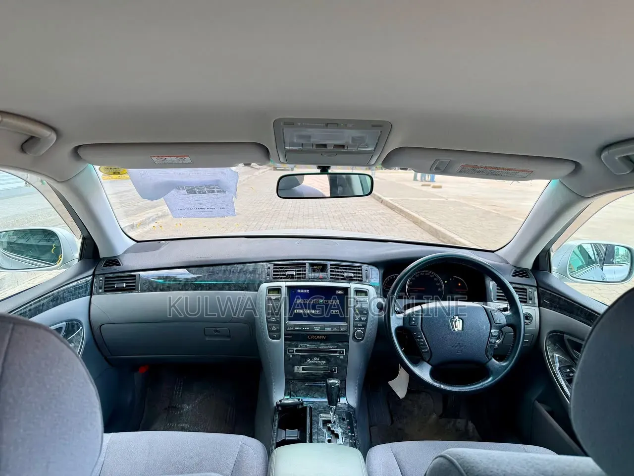 Toyota Crown 2004 Silver