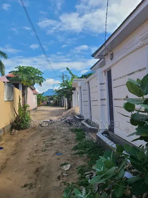 Furnished 4bdrm House in Biriani Real Estate, Chamazi for sale