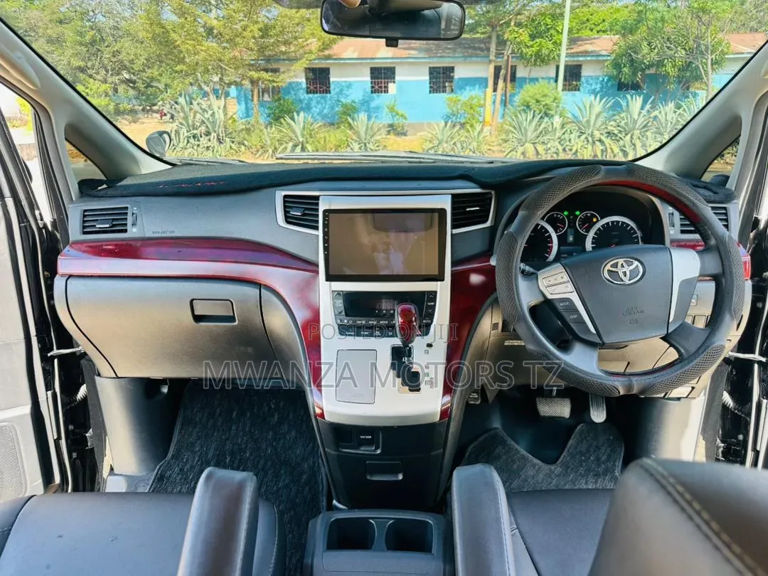 Toyota Alphard 2011 Black