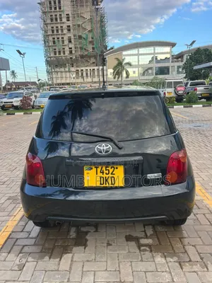 Toyota IST 2004 Black