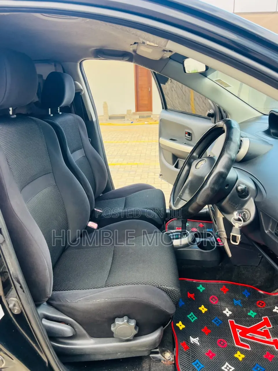 Toyota IST 2004 Black
