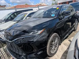 Toyota Harrier 2020 Black
