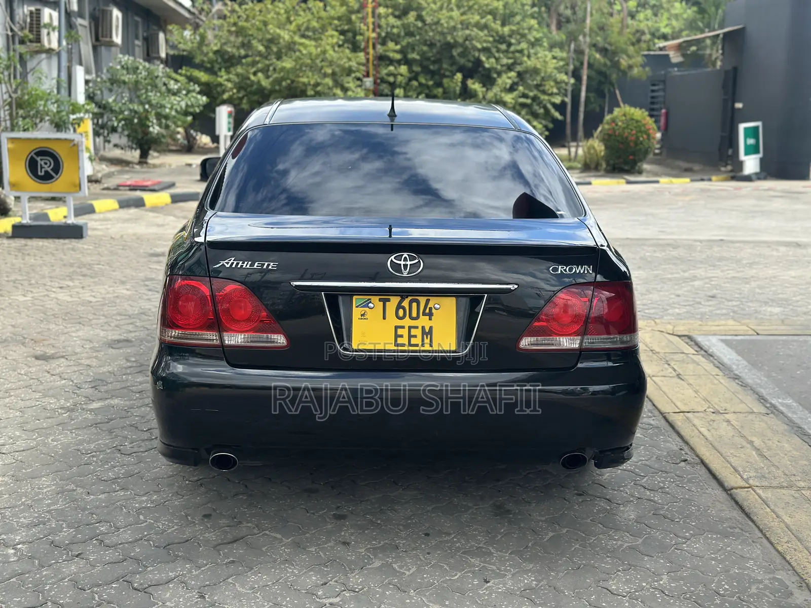 Toyota Crown Royale 2005 Black