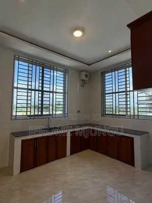 4bdrm House in Goba for sale