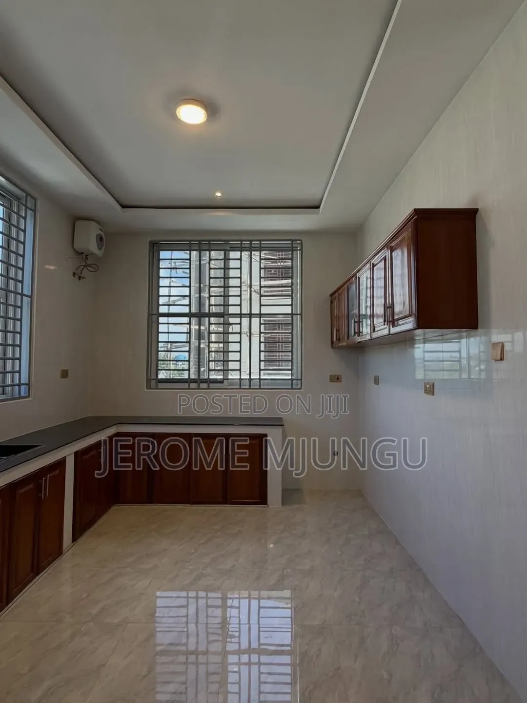 4bdrm House in Goba for sale