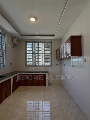 4bdrm House in Goba for sale
