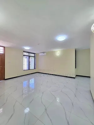 7bdrm House in Masaki for rent