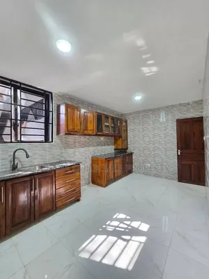 7bdrm House in Masaki for rent