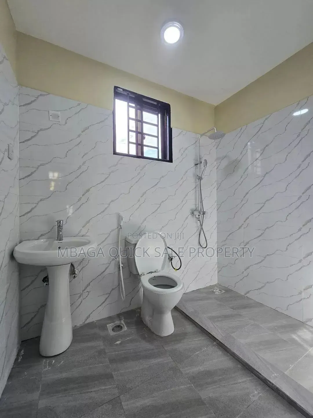 7bdrm House in Masaki for rent
