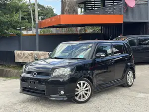 Toyota Corolla Rumion Hatchback 1.5 FWD 2008 Black