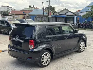 Toyota Corolla Rumion Hatchback 1.5 FWD 2008 Black