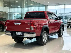 Toyota Hilux 2018 Red