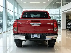 Toyota Hilux 2018 Red