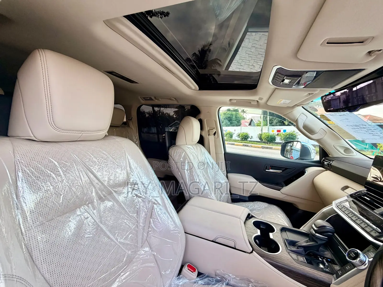 Toyota Land Cruiser 2025 White