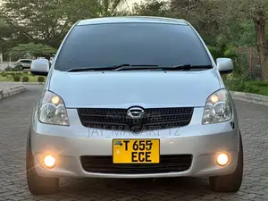 Toyota Corolla Spacio 2003 Silver