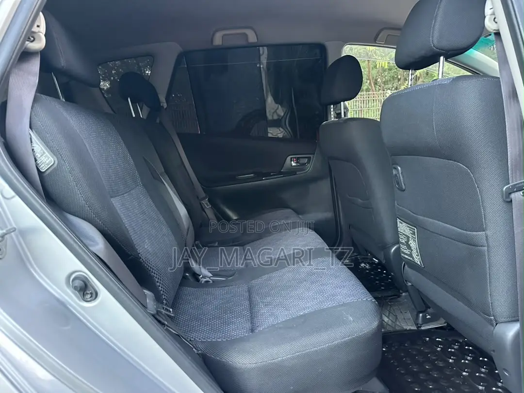 Toyota Corolla Spacio 2003 Silver